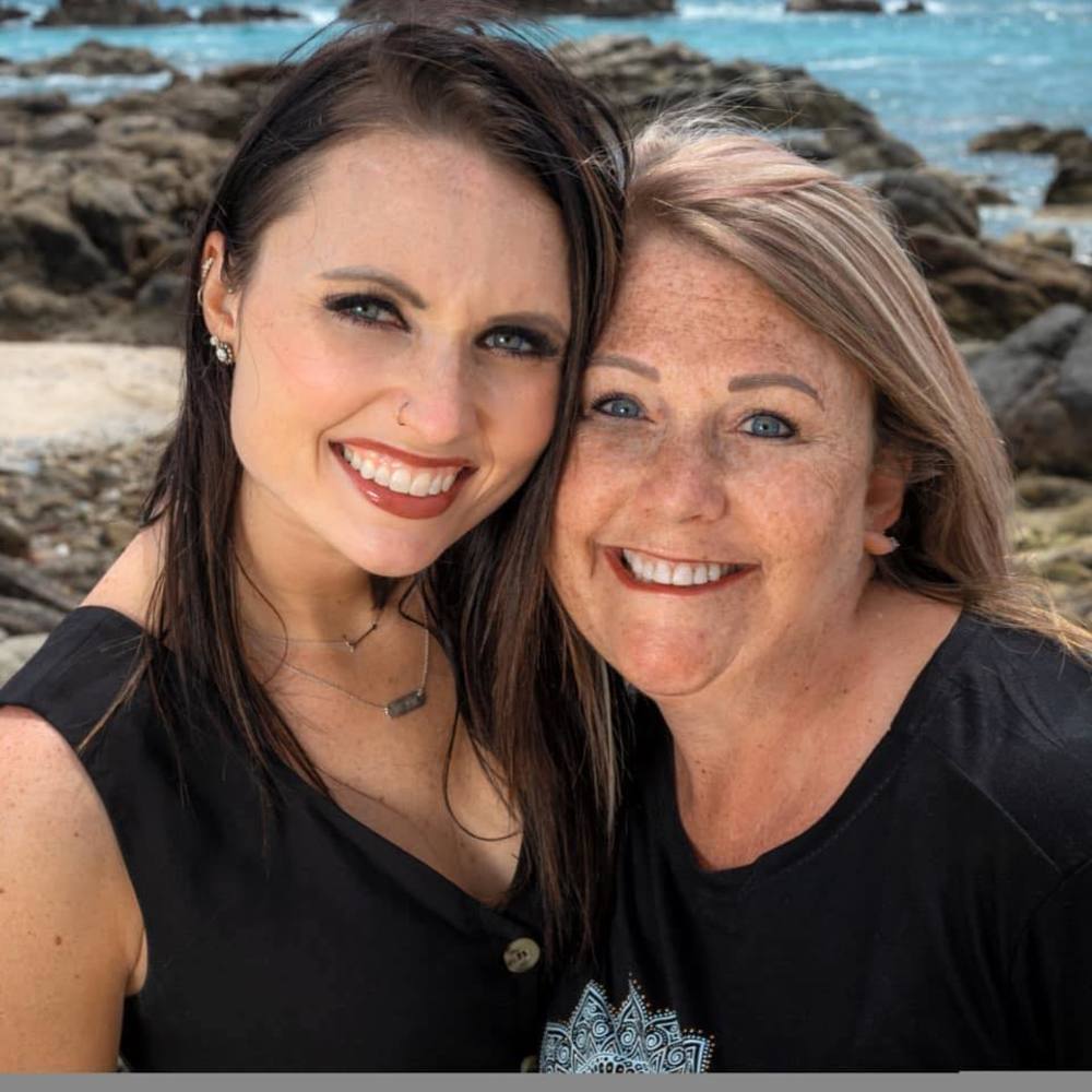 Meet your Posher, Mckenzy